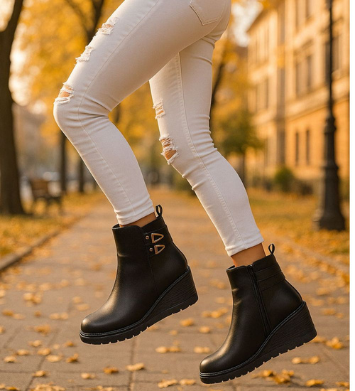 Wizytowe czarne botki na koturnie /F5-3 18275 W487/